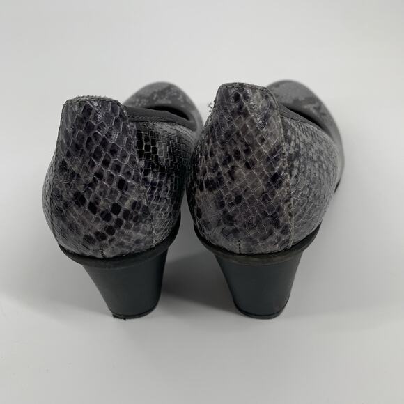Vionic Mabrey Python Skinskin Print Closed Round Toe Pumps 8 Gray High Heels - Picture 4 of 9